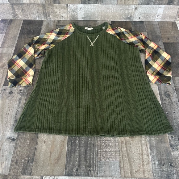 Southern Stitch Green & Plaid Top ~ XXL ~ NWOT - Picture 3 of 12